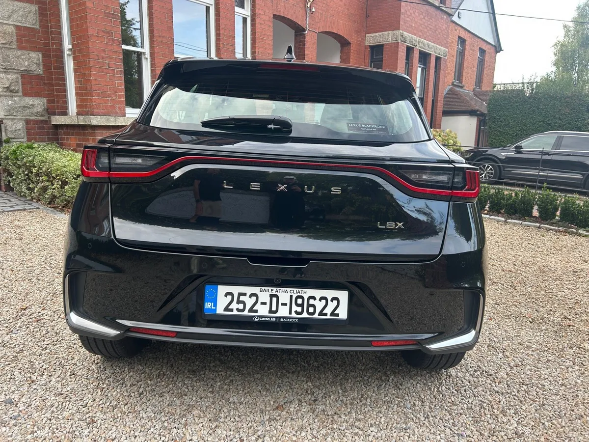 Lexus LBX 1.5L Self-charging Hybrid Elegance - Image 3