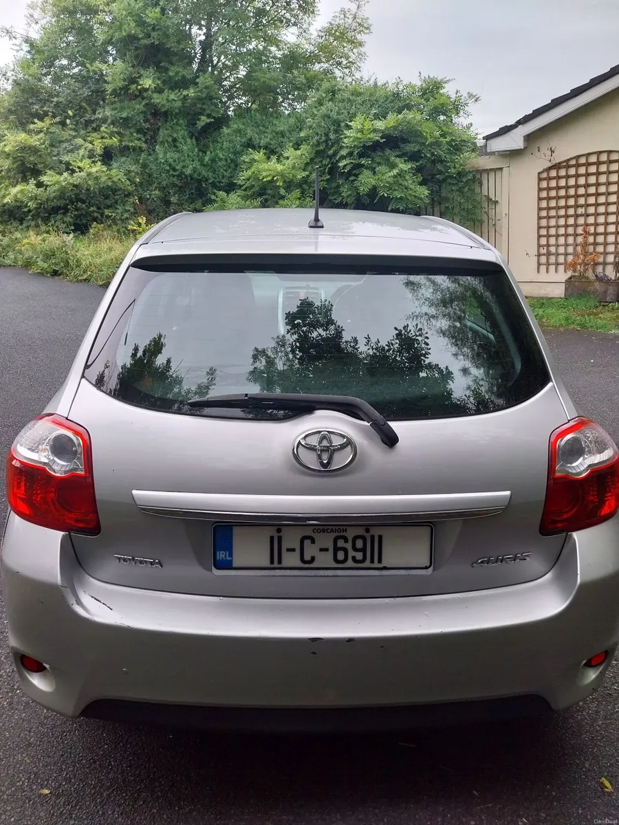 Toyota Auris 2011 - Image 5