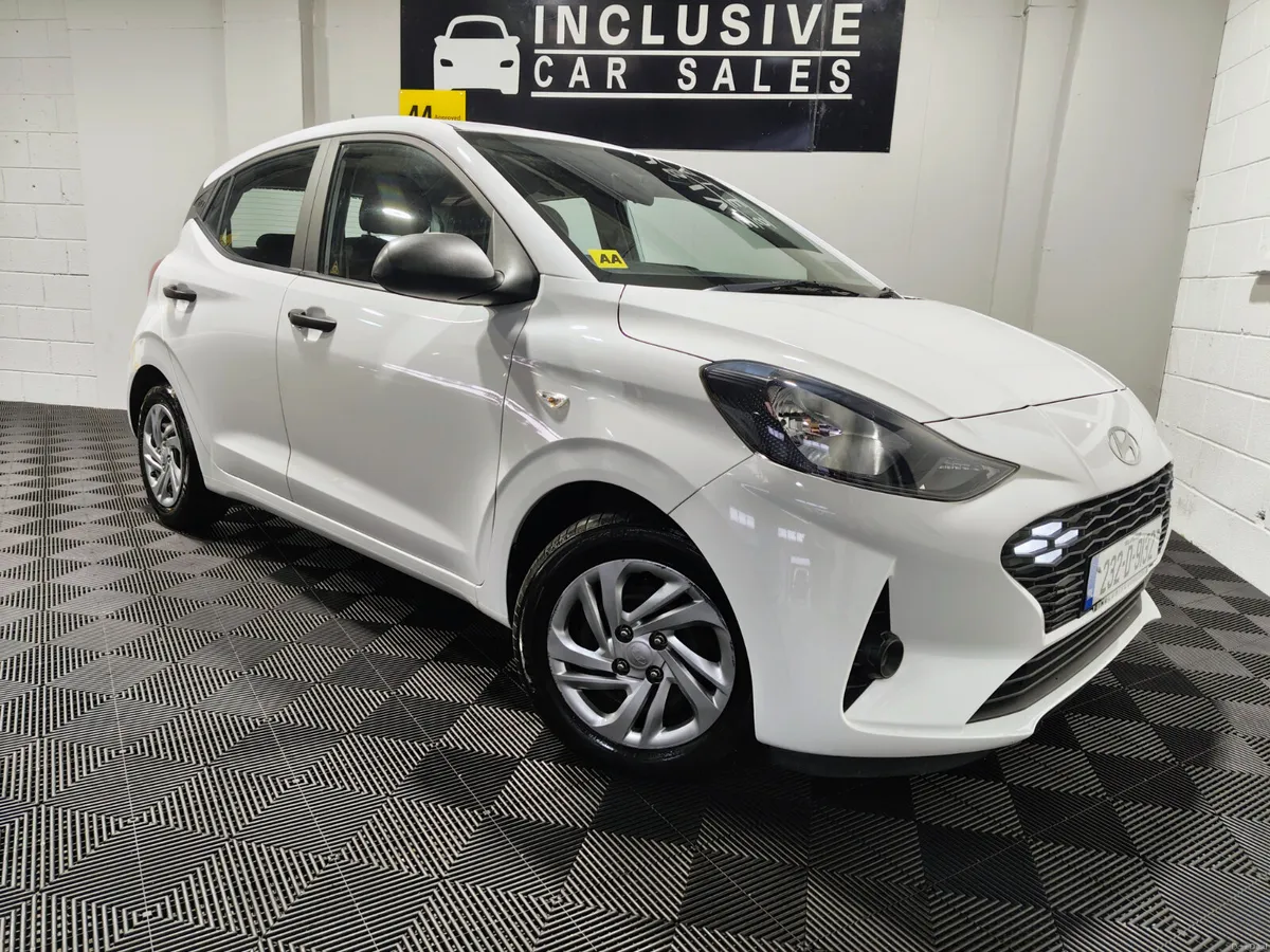 Hyundai i10 2023 1.0 CLASSIC EXTRAS 5 DOOR HATCH - Image 1
