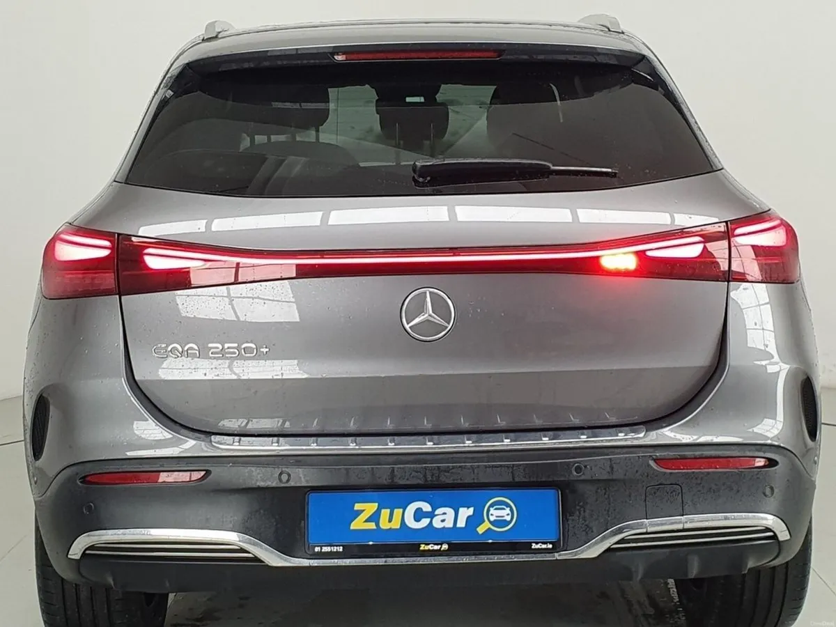 Mercedes-Benz EQA EQA 250 AMG Line - Image 4