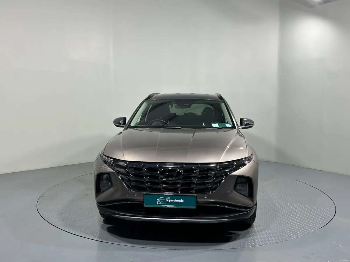 Hyundai Tucson Executive 2 Tone Roof 212 - Image 2