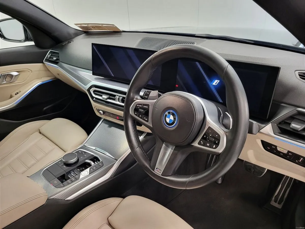 BMW 3-Series 330e M Sport - Image 6
