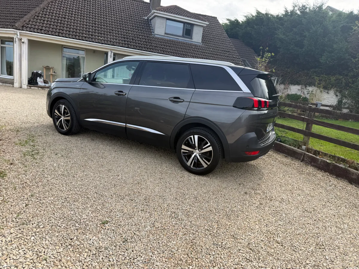 Peugeot 5008 2020 1.2 Manual 7 Seater - Image 6