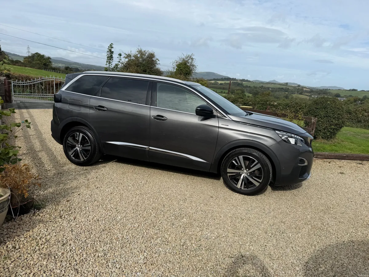 Peugeot 5008 2020 1.2 Manual 7 Seater - Image 3