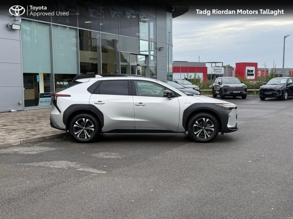 Toyota bZ4X BEV SPORT 71.4 kWh - Image 3