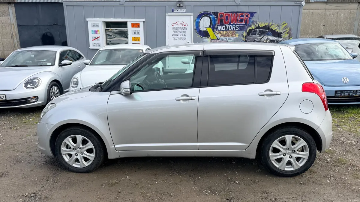 10 Suzuki Swift 1.2 Automatic - Image 5
