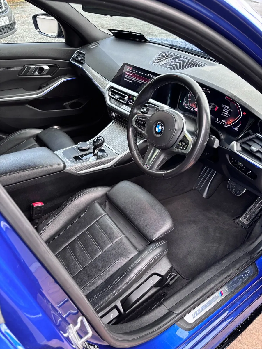 BMW 3series - Image 6