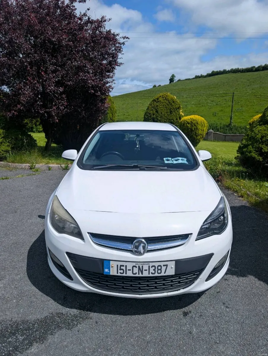 2015 Opel Astra - Image 2
