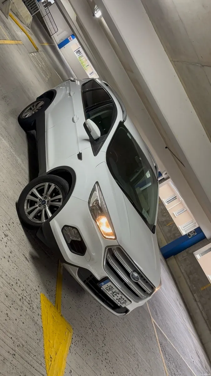 2019 Commercial Ford Kuga - Image 2