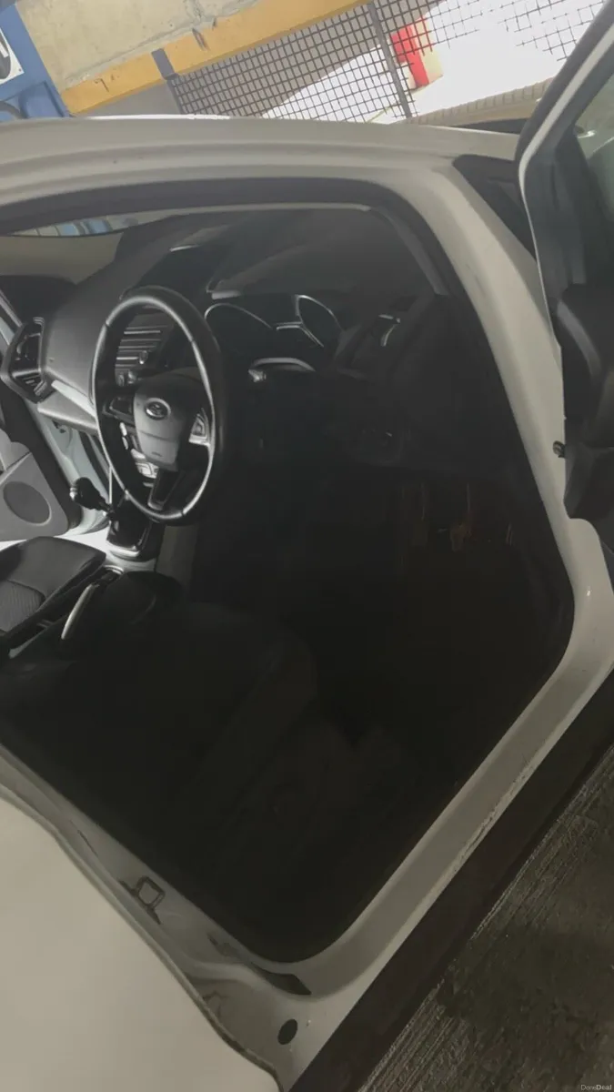 2019 Commercial Ford Kuga - Image 6