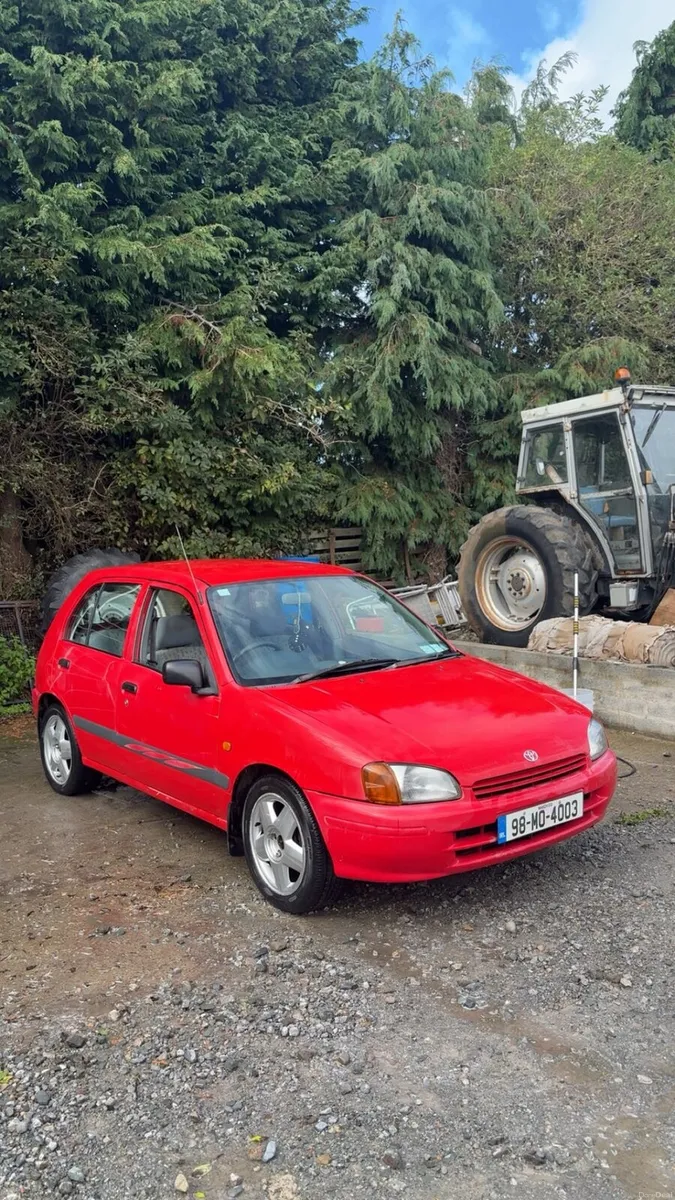 Toyota starlet - Image 1