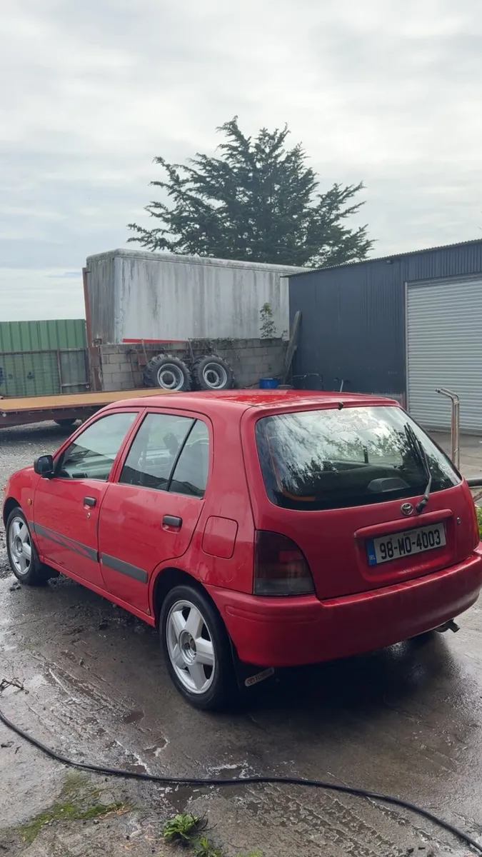 Toyota starlet - Image 4