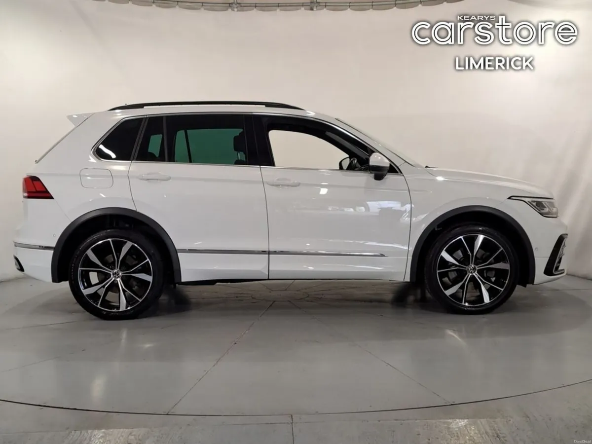 Volkswagen Tiguan Tiguan R-Line Tsi Phev S-A  R-Li - Image 2