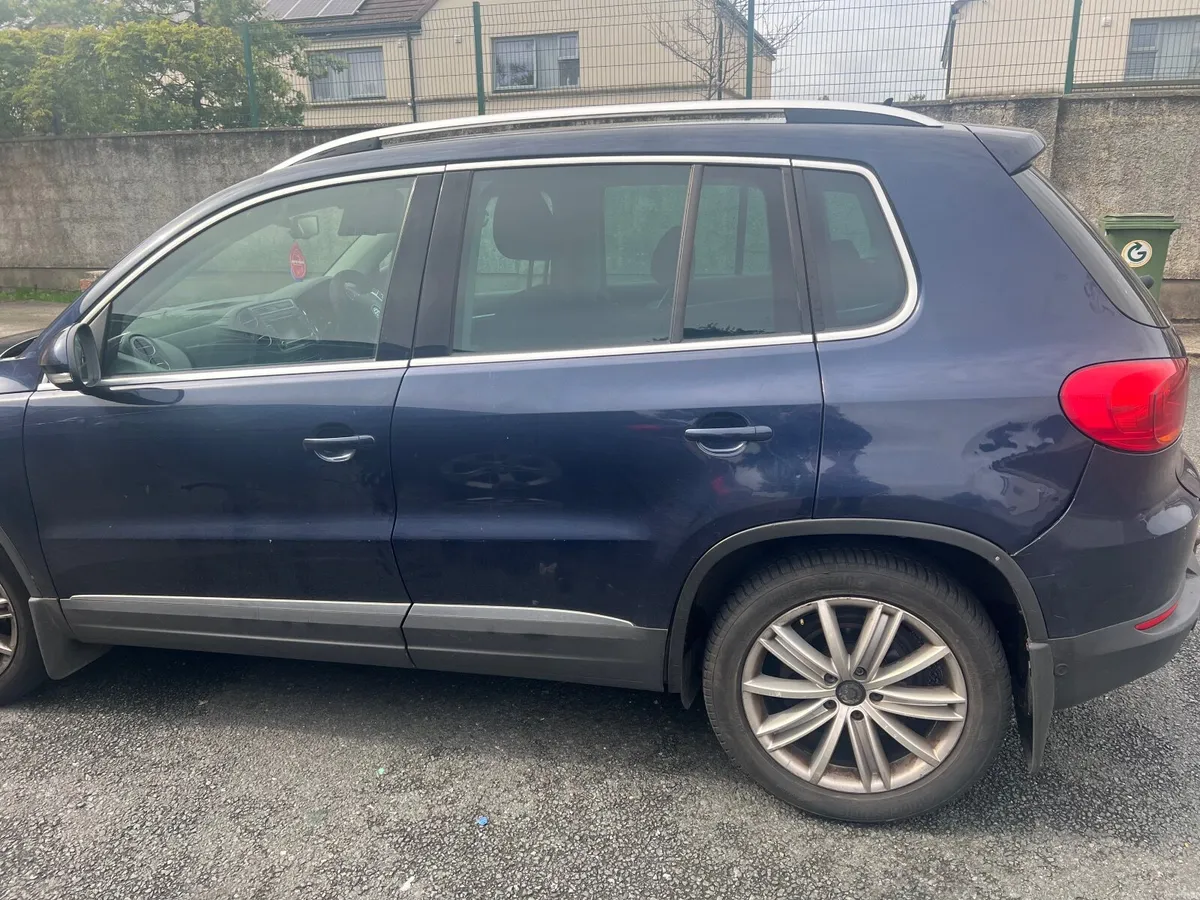 Volkswagen Tiguan 2015 - Image 3