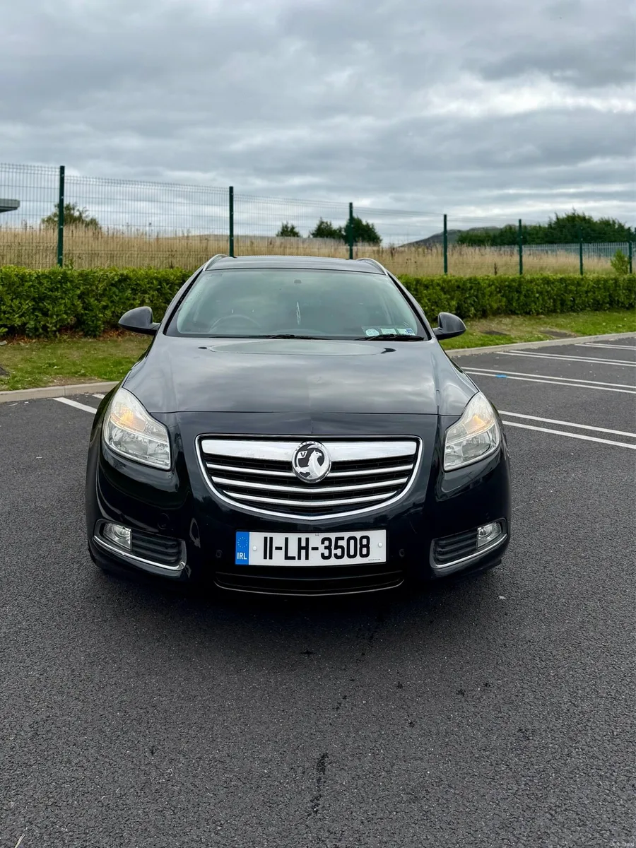 Vauxhall Insignia - Image 2