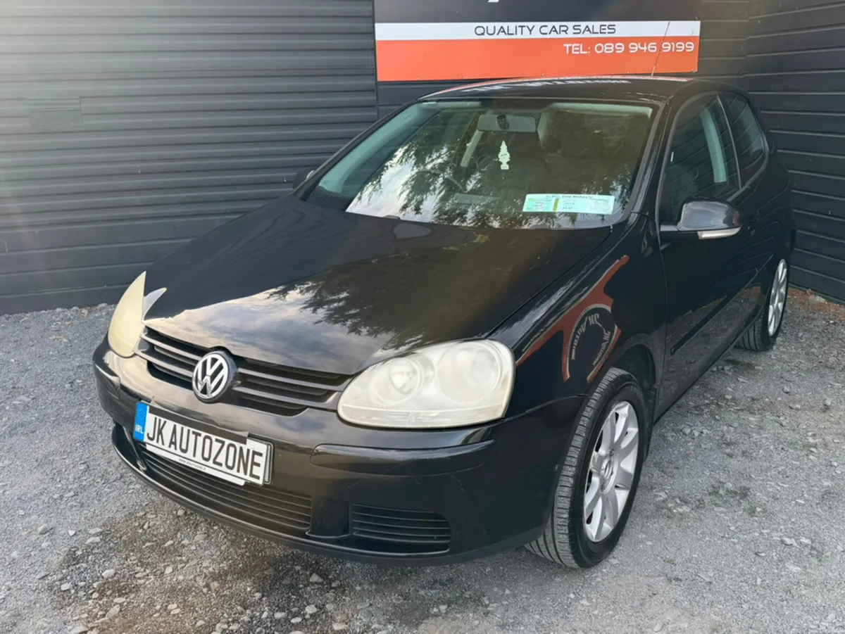 Volkswagen Golf 1.6 SPORT FSI 3DR 115BHP - Image 3