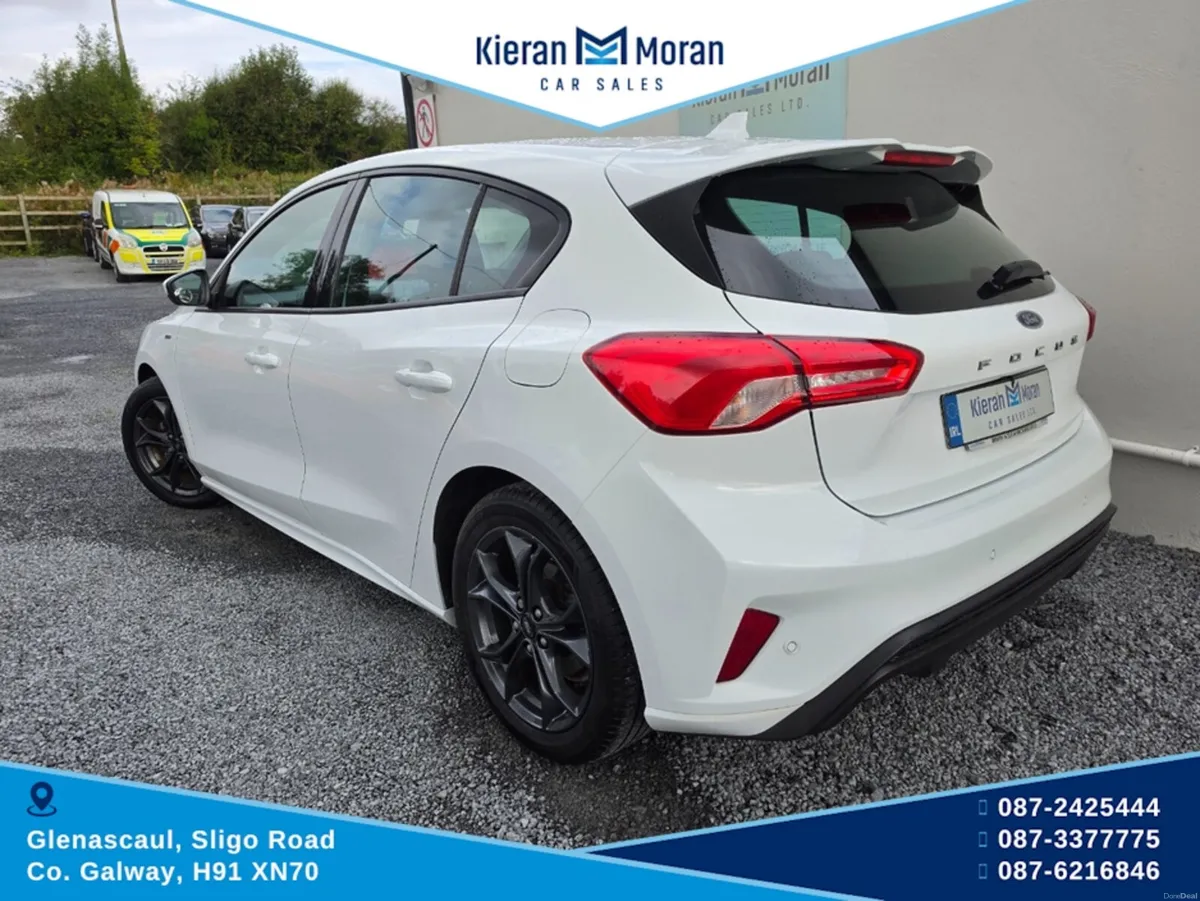 Ford Focus 1.5 TDCI ST-LINE 120PS 5 - Image 4