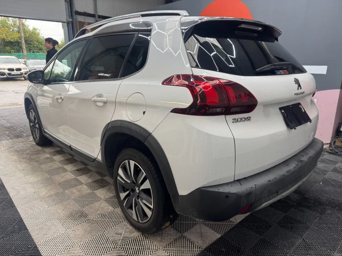 Peugeot 2008 2018 PEUGEOT 2008 ALLURE AUTOMATIC/ P - Image 5