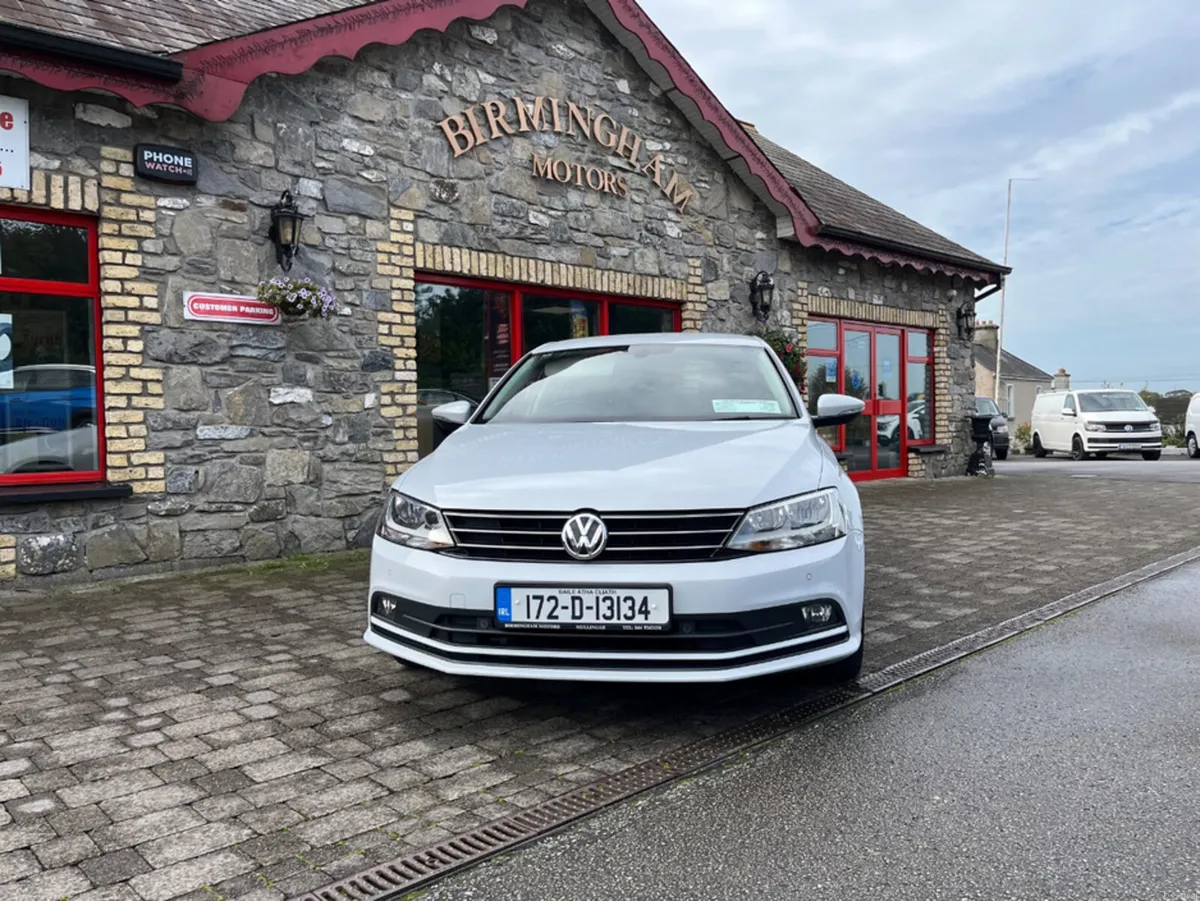 Volkswagen Jetta HIGHLINE 2.0 TDI MANUAL 5SPEED 11 - Image 1