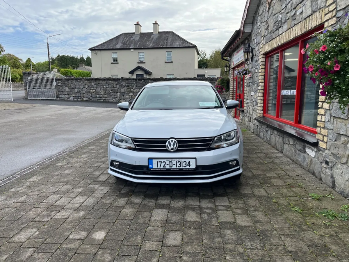 Volkswagen Jetta HIGHLINE 2.0 TDI MANUAL 5SPEED 11 - Image 6