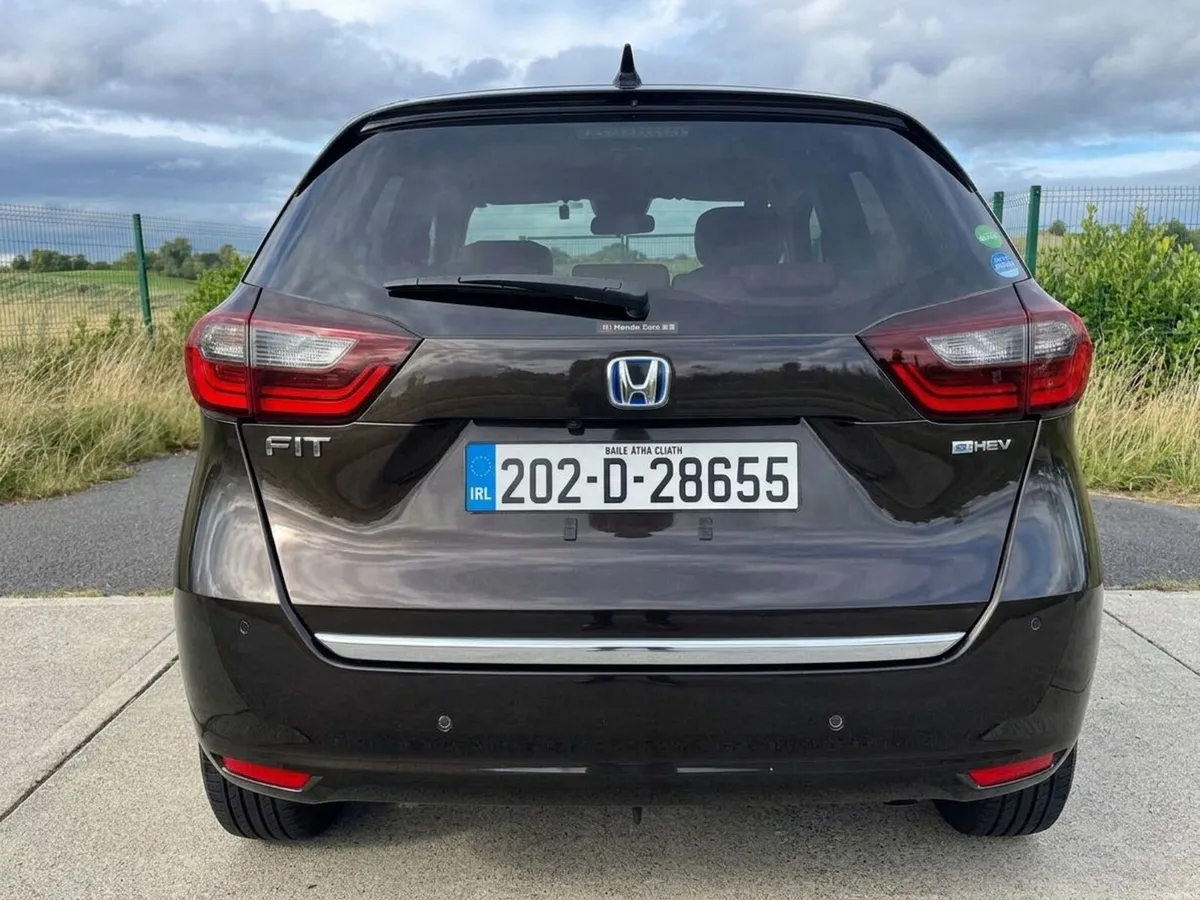 Honda Fit 2020 - e:HEV - Top Luxury Model - Image 6