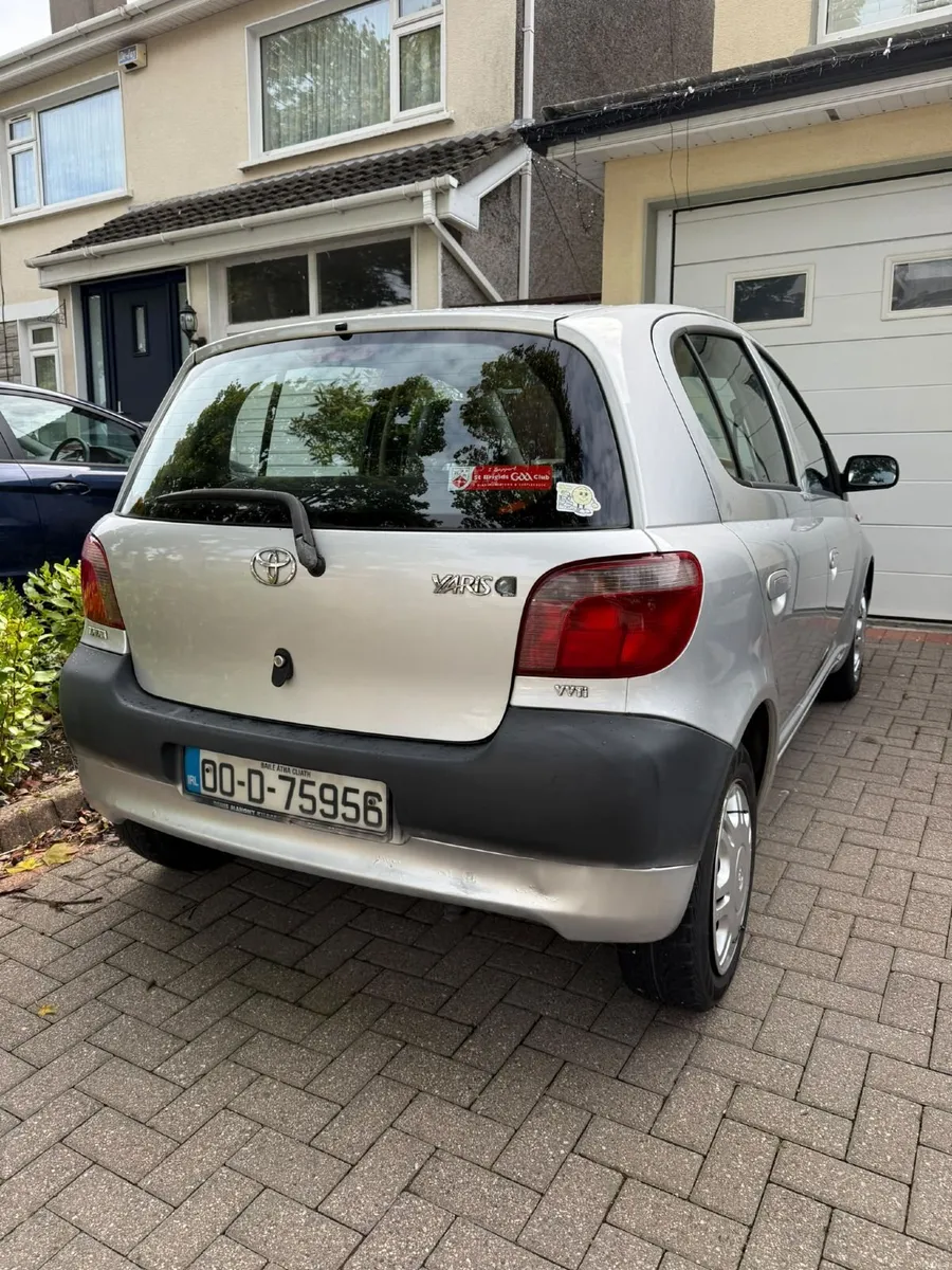 Toyota Yaris 2000 - Image 6