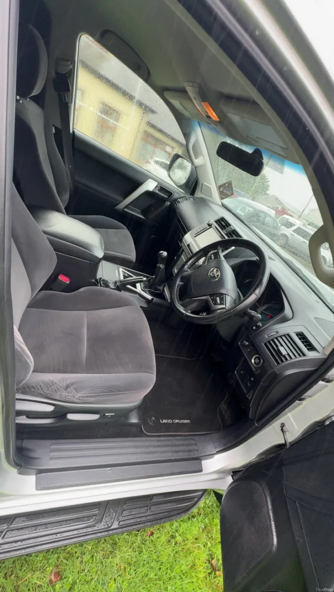 Toyota Land Cruiser 2018 - Image 5