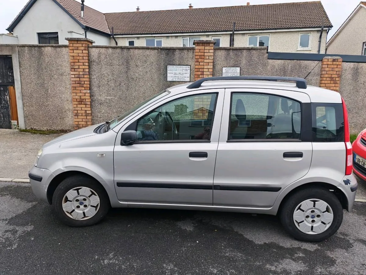 Car - Image 2