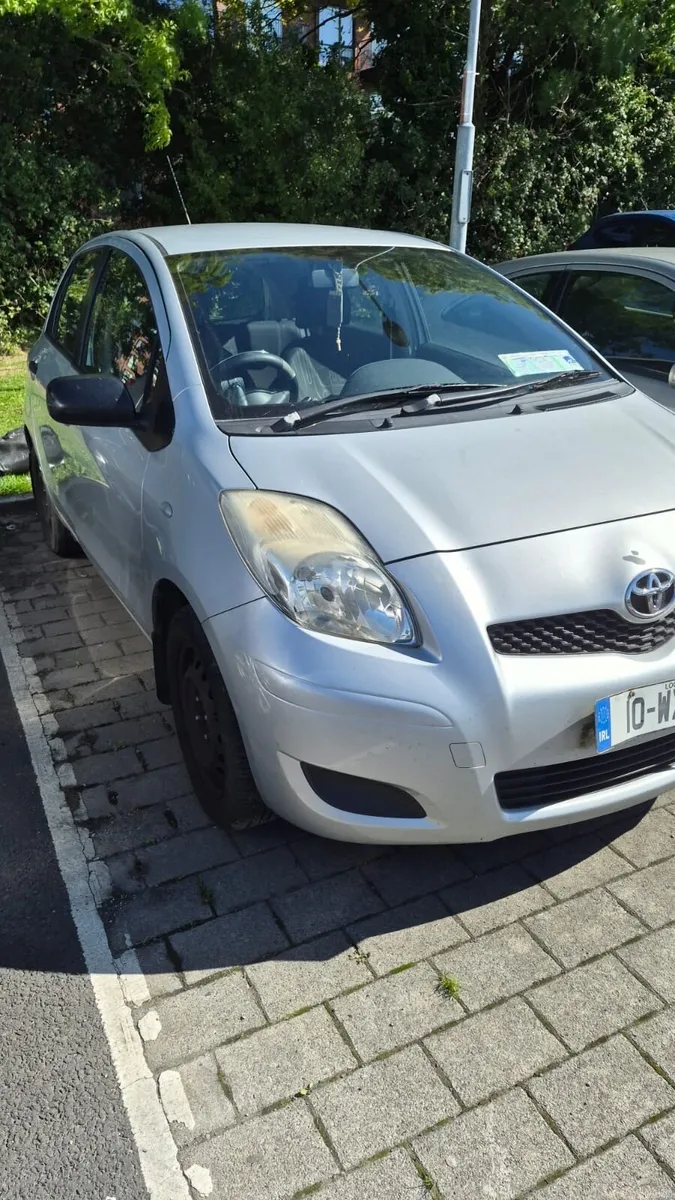 2010 Toyota Yaris 1.0 VVT-i Terra - Image 4