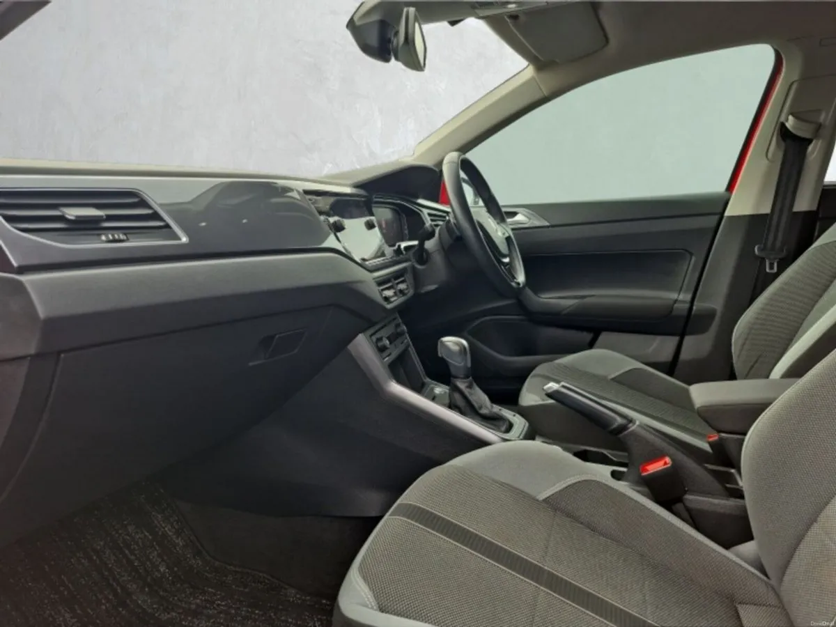 Volkswagen Polo ** HIGHLINE TSI ** AUTO ** TRINITY - Image 6