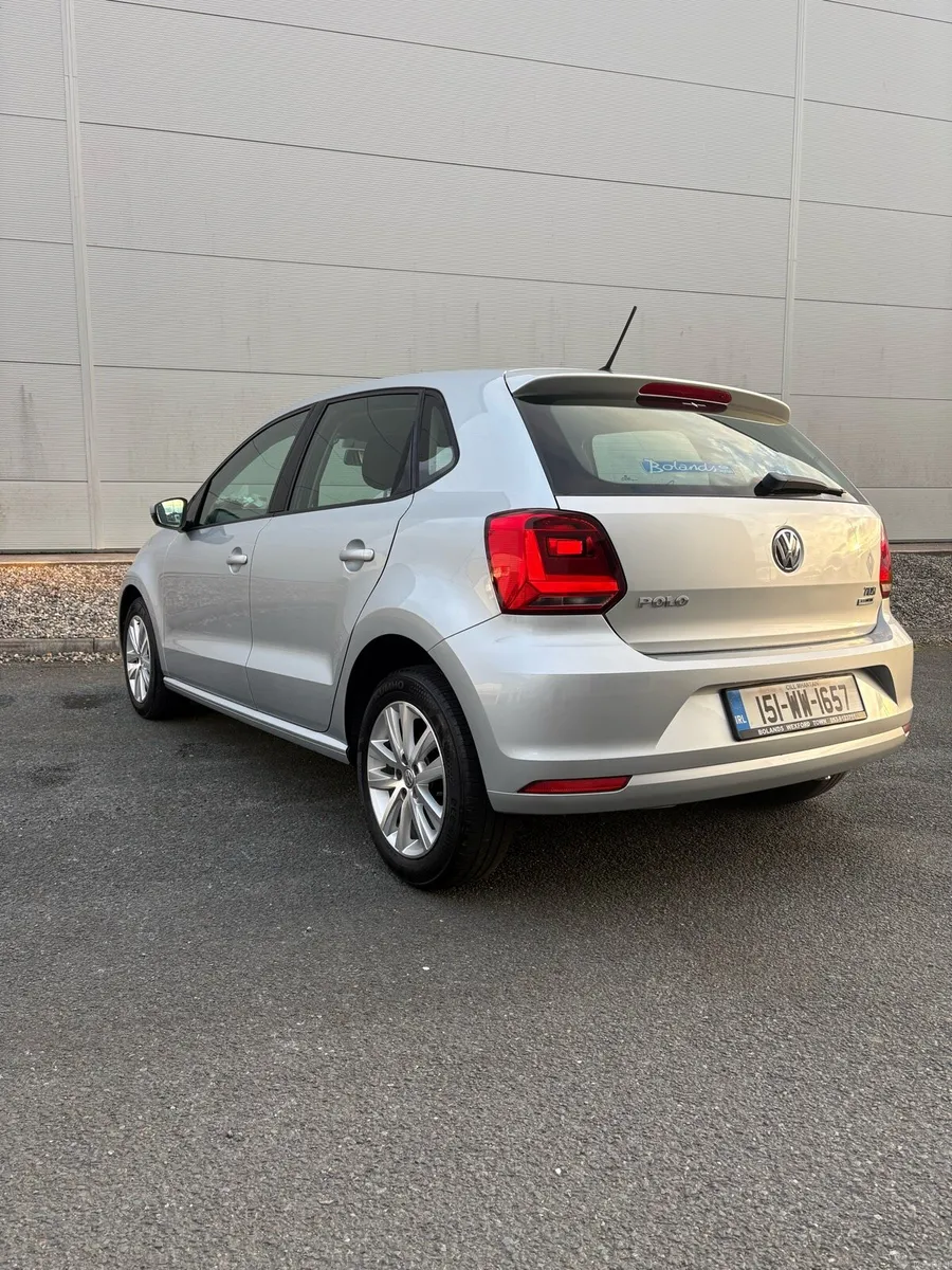 Volkswagen Polo ##LOW KMS## - Image 4