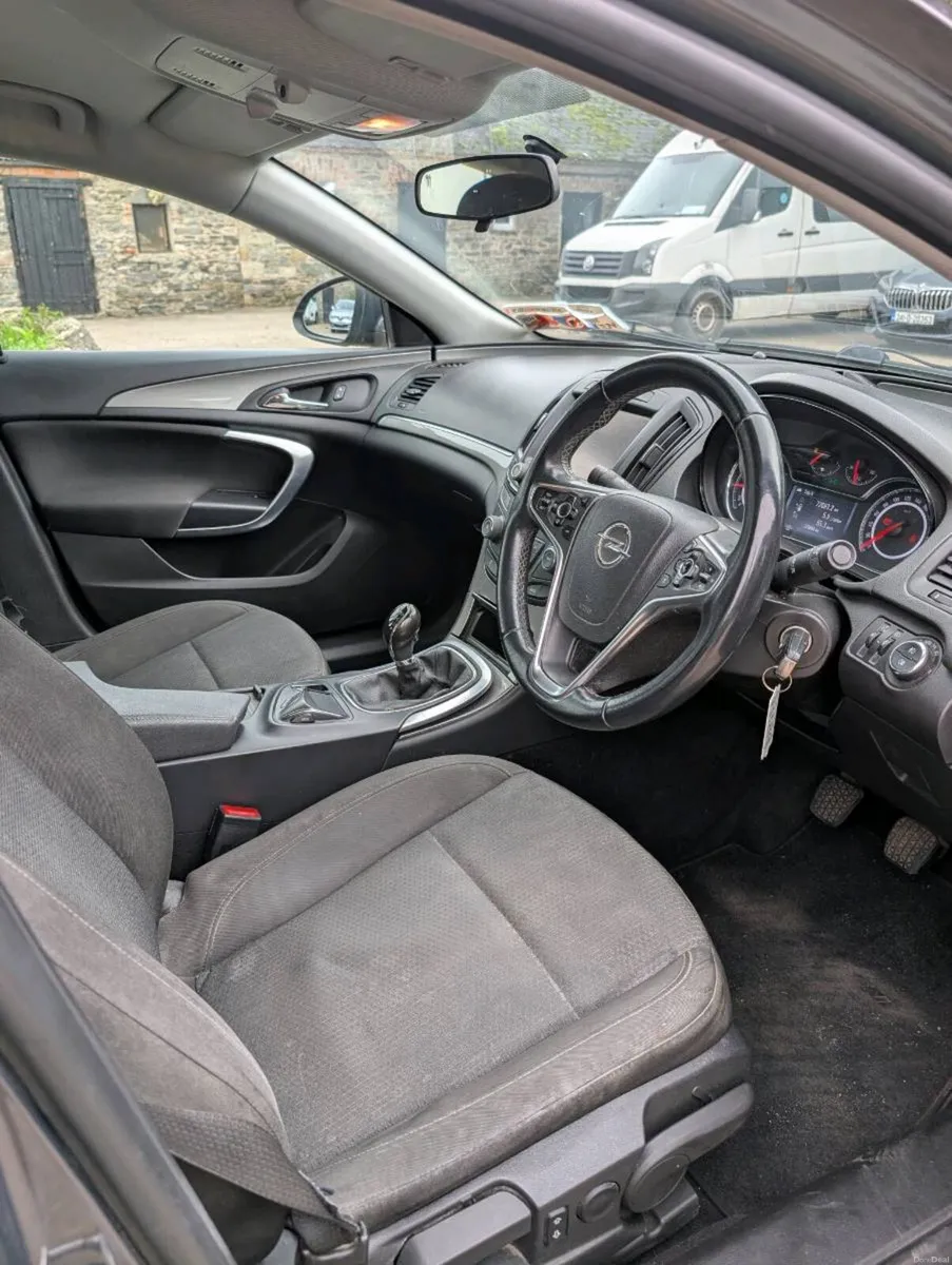 Tax and tested 2014 opel insignia - Image 4