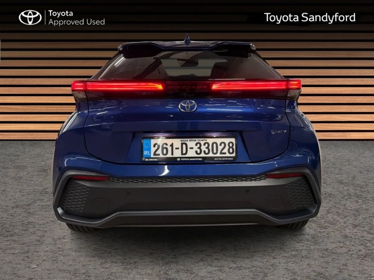Toyota C-HR HYBRID SPORT AUTOMATIC // HEATED SEATS - Image 4