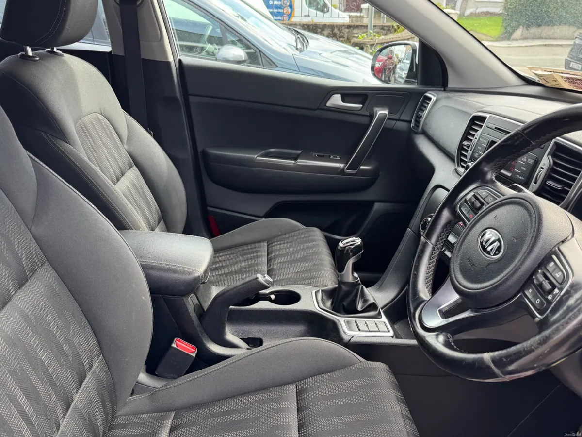 Kia Sportage Lovely high driving position - Image 5