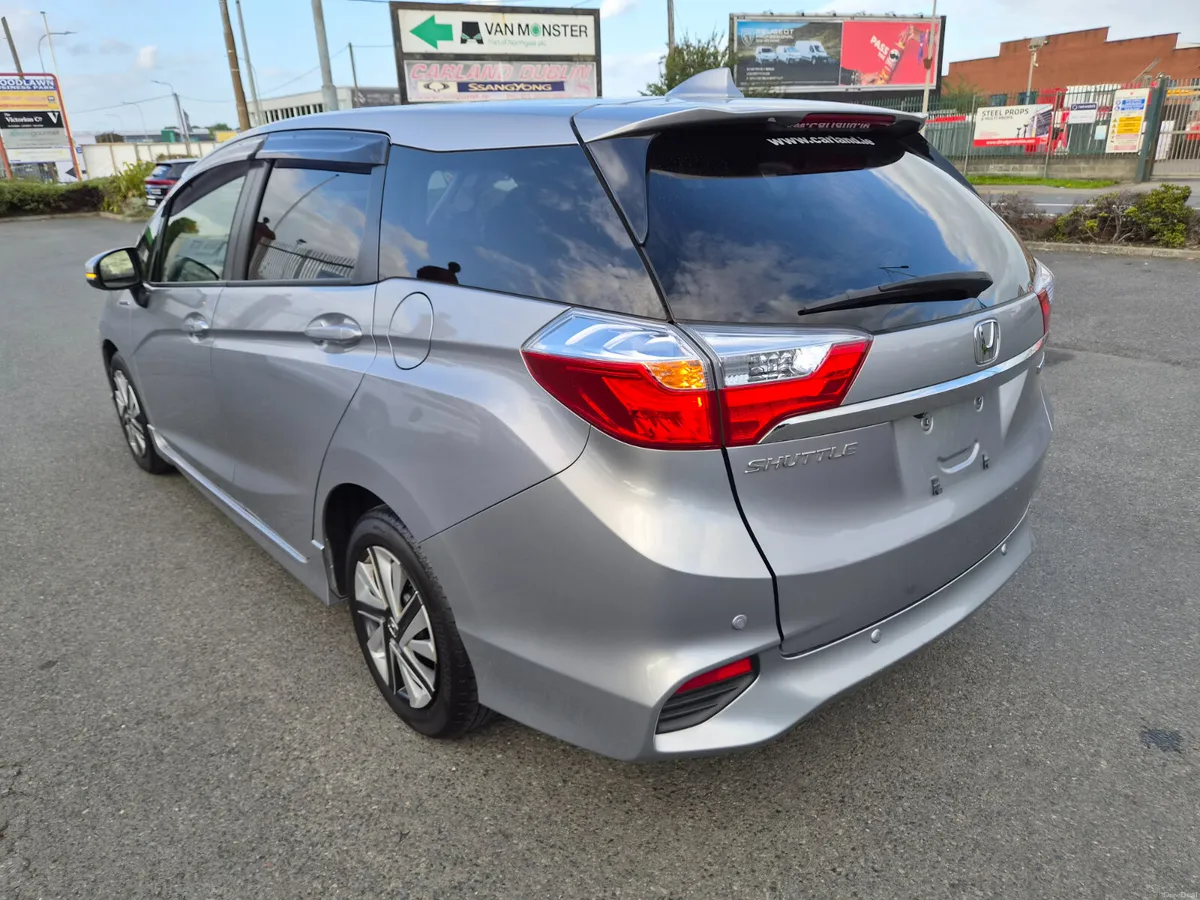 Honda Shuttle Hybrid @ Carland Dublin - Image 5