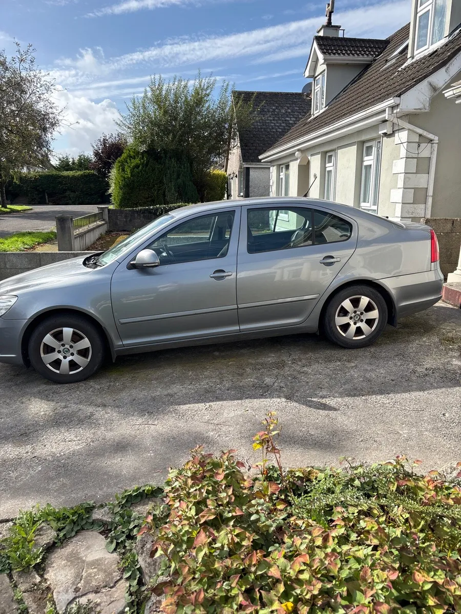2012 Skoda Octavia - Image 2