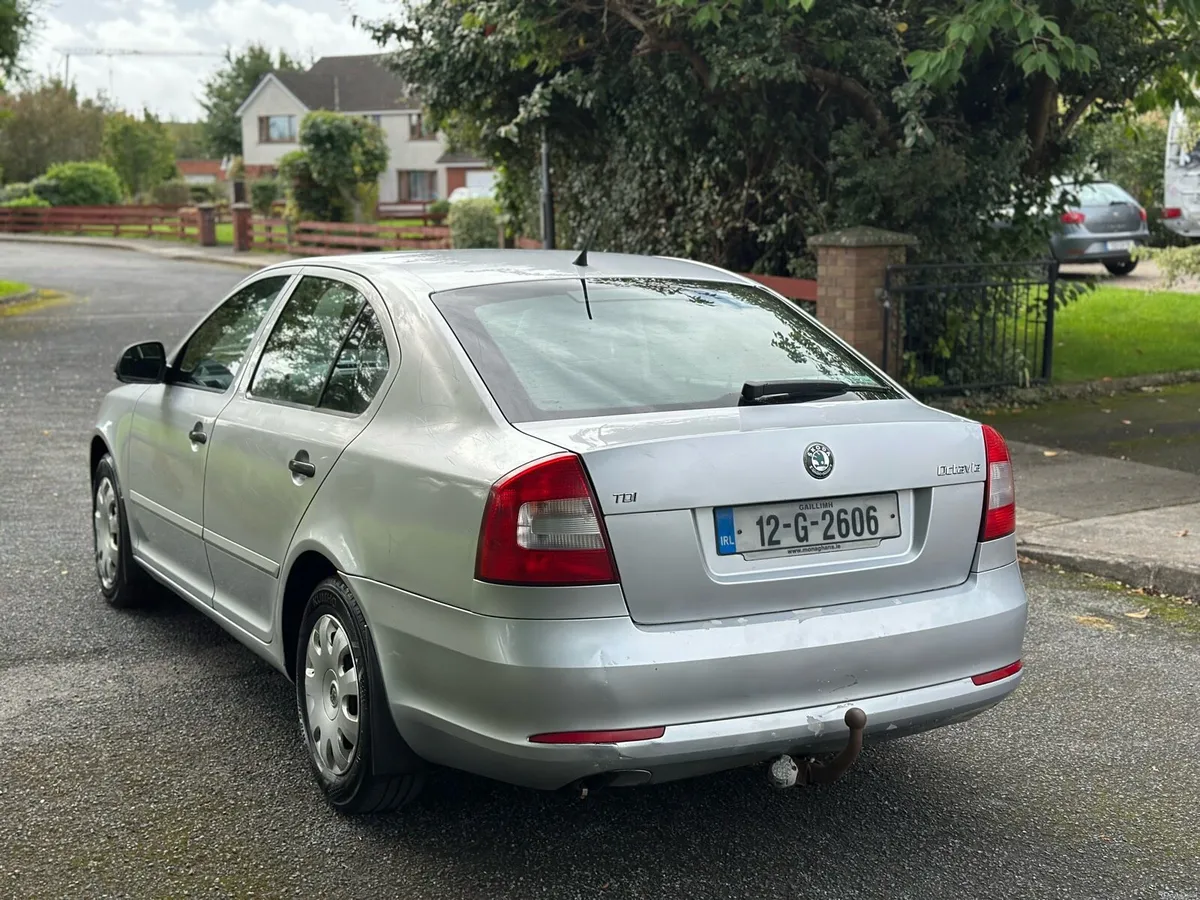 2012 Skoda Octavia nct 08-27 - Image 3