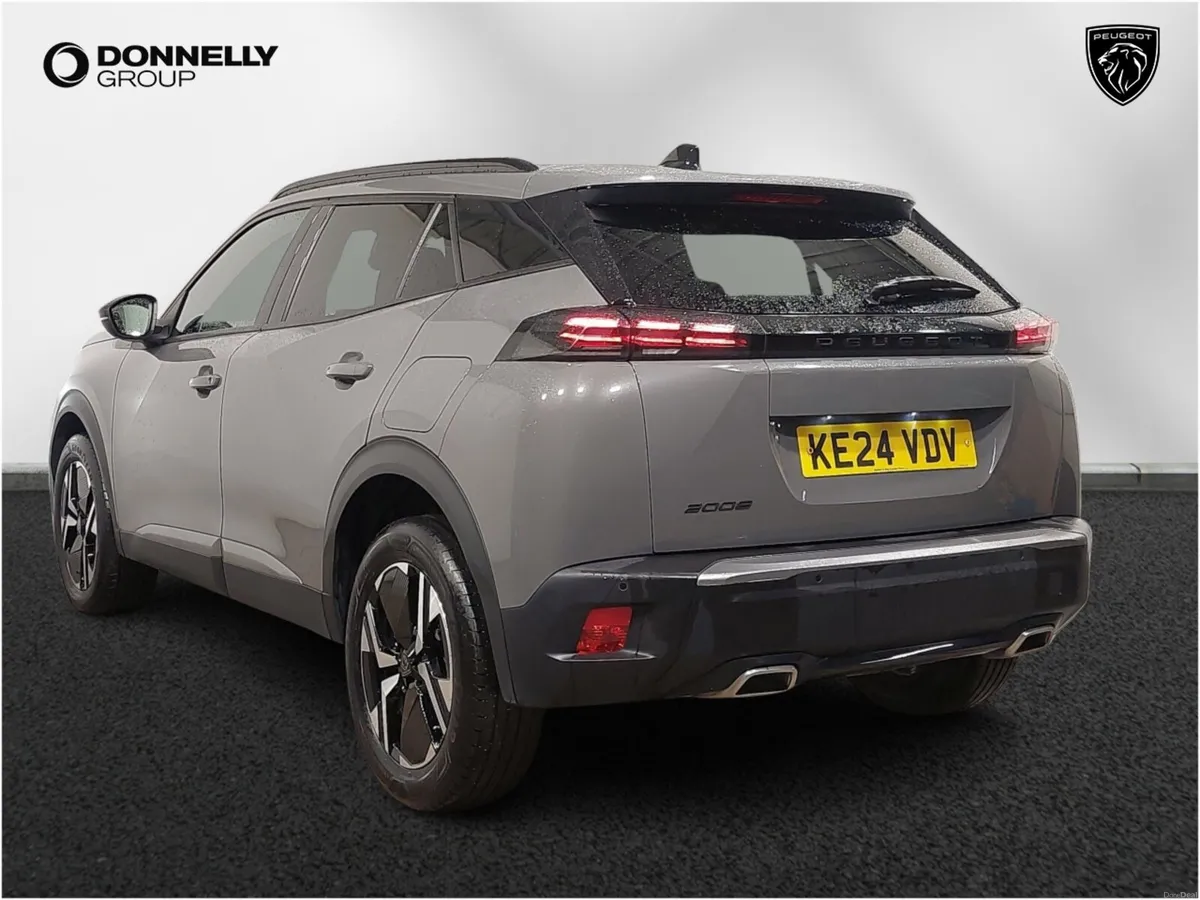 Peugeot 2008 1.2 PureTech 130 Allure 5dr - Image 2