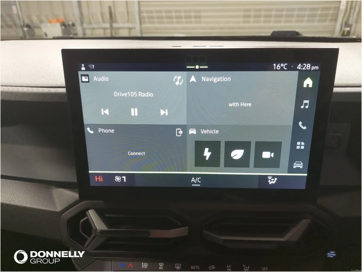 Dacia Duster 1.6 Hybrid 140 Journey 5dr Auto - Image 5