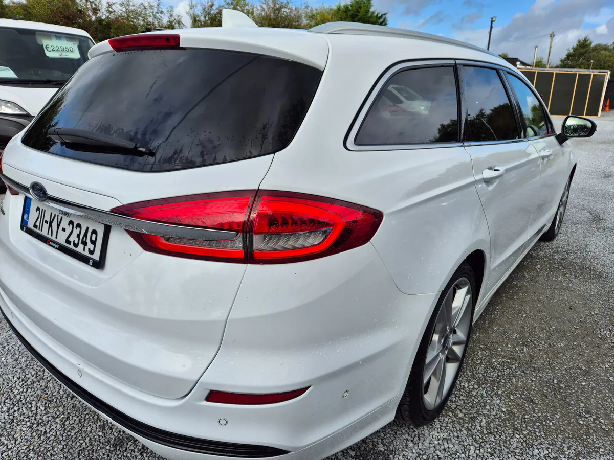 Ford Mondeo 2021 - Image 6