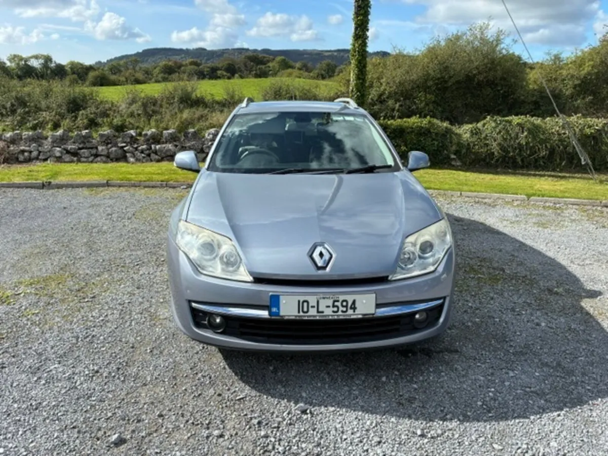Renault Laguna Prestige Estate 2010 - Image 2