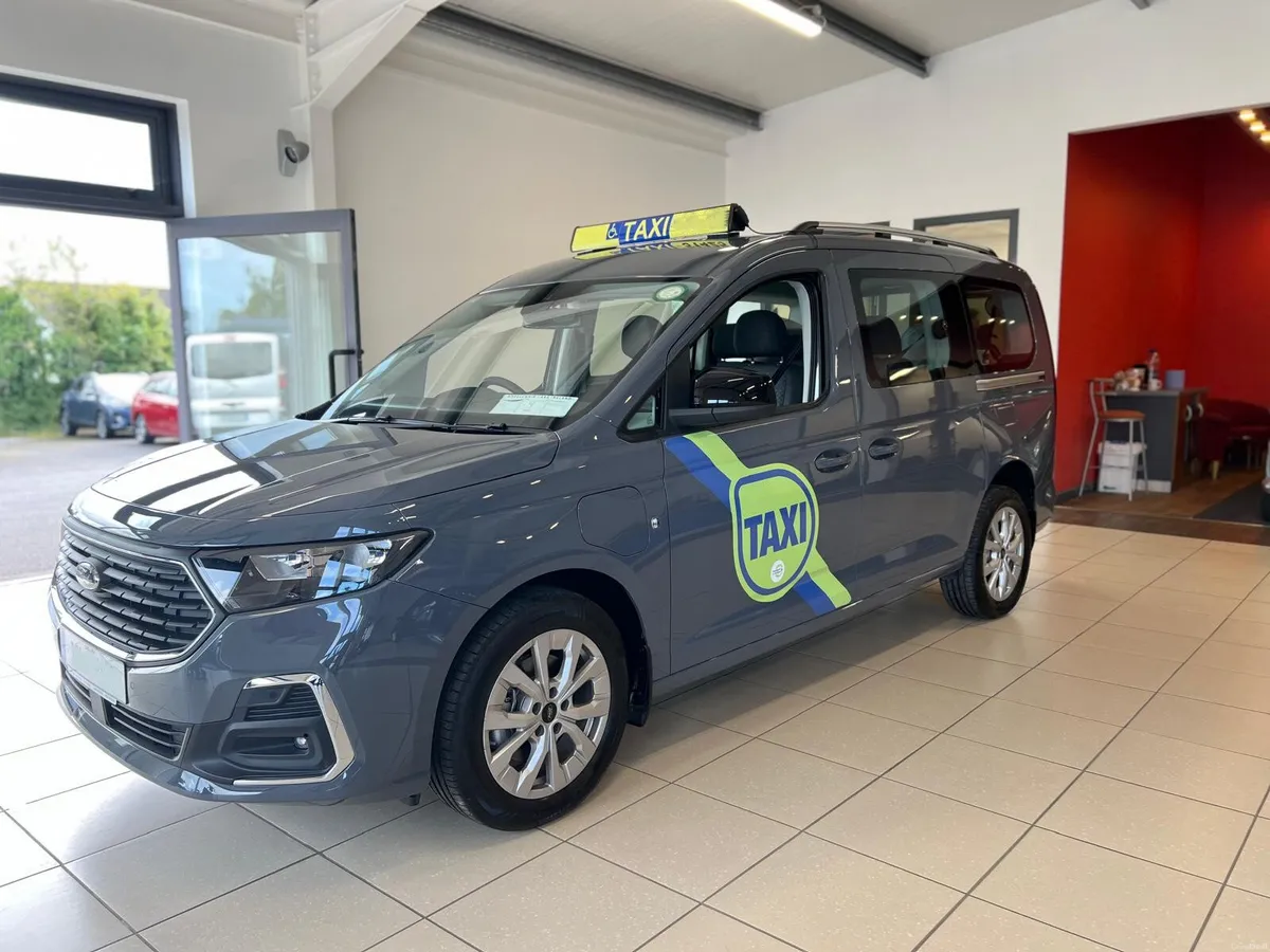 Wheelchair Taxi Plug In Petrol Hybrid Ford Connect - Image 2