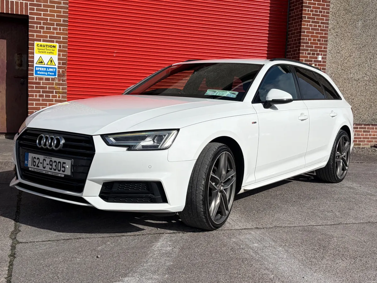 Audi A4  S LINE 2016 - Image 4