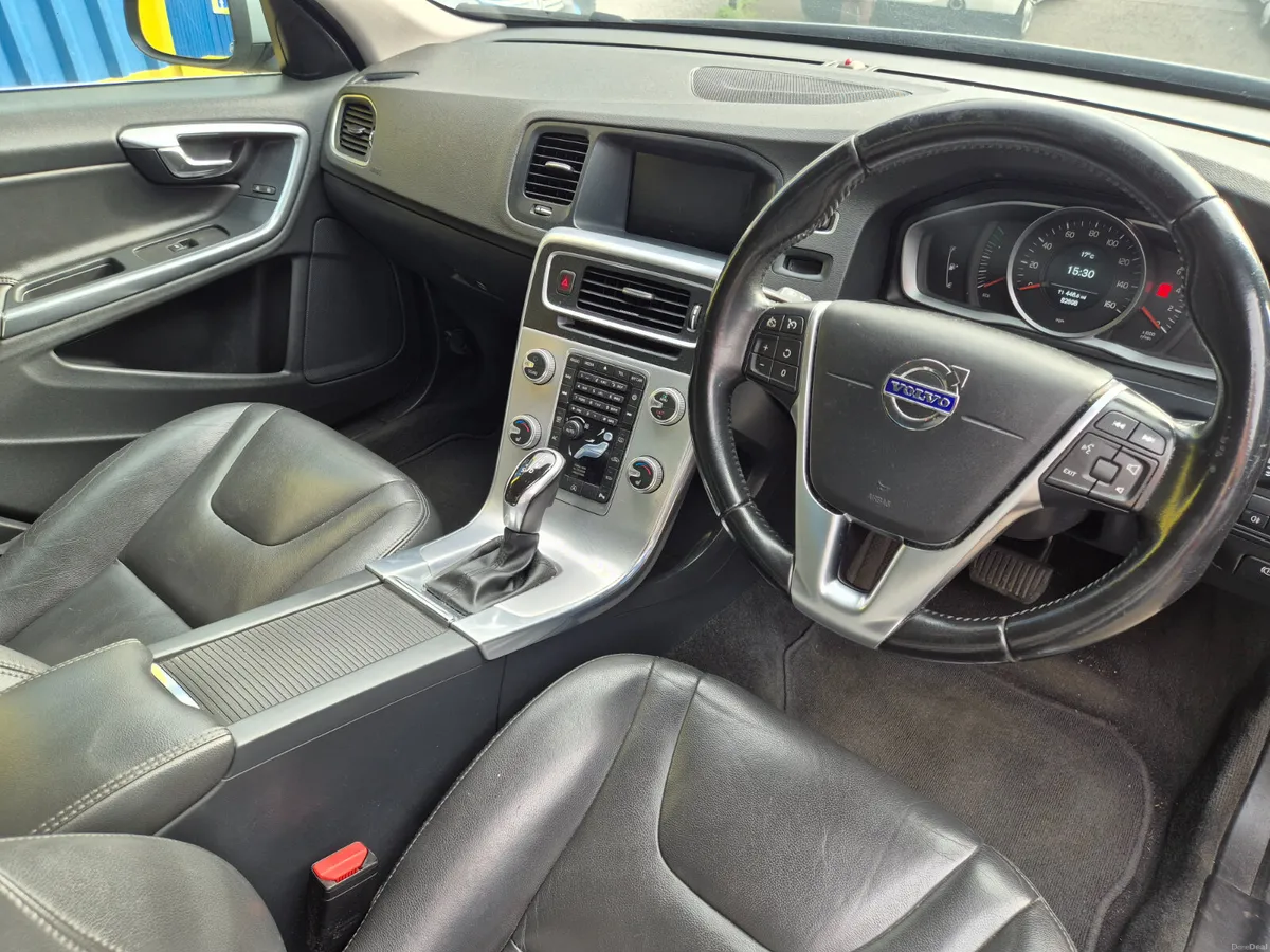 Volvo S60 2016 - Image 5