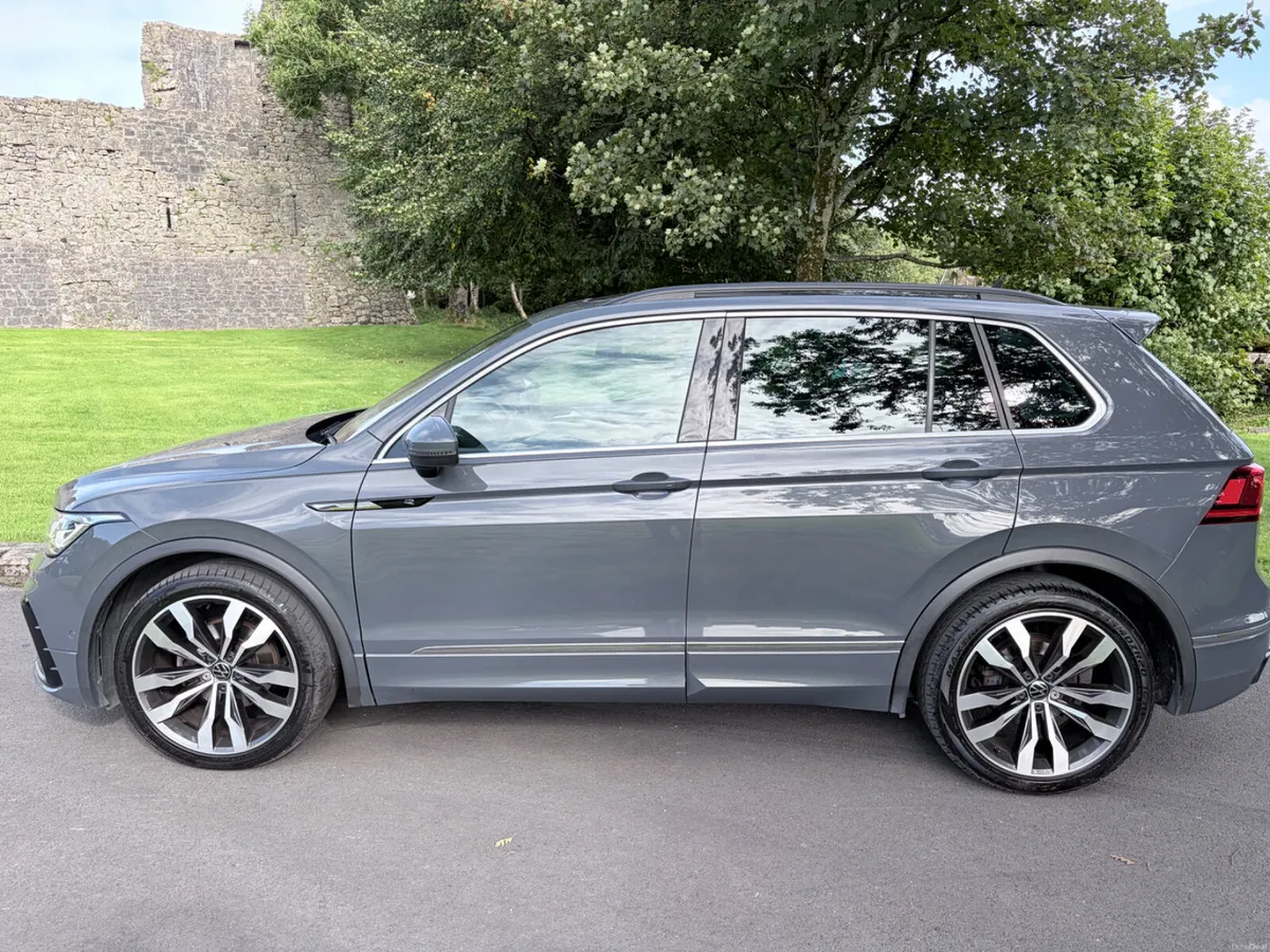Volkswagen Tiguan R-LINE 2.0 TDI DSG - Huge Spec - Image 3