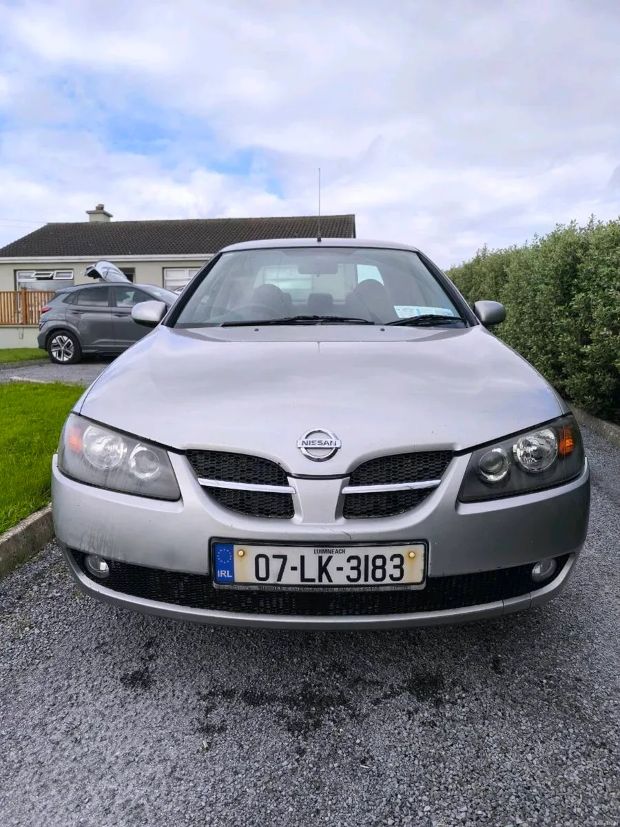 Nissan Almera SXE - Image 2