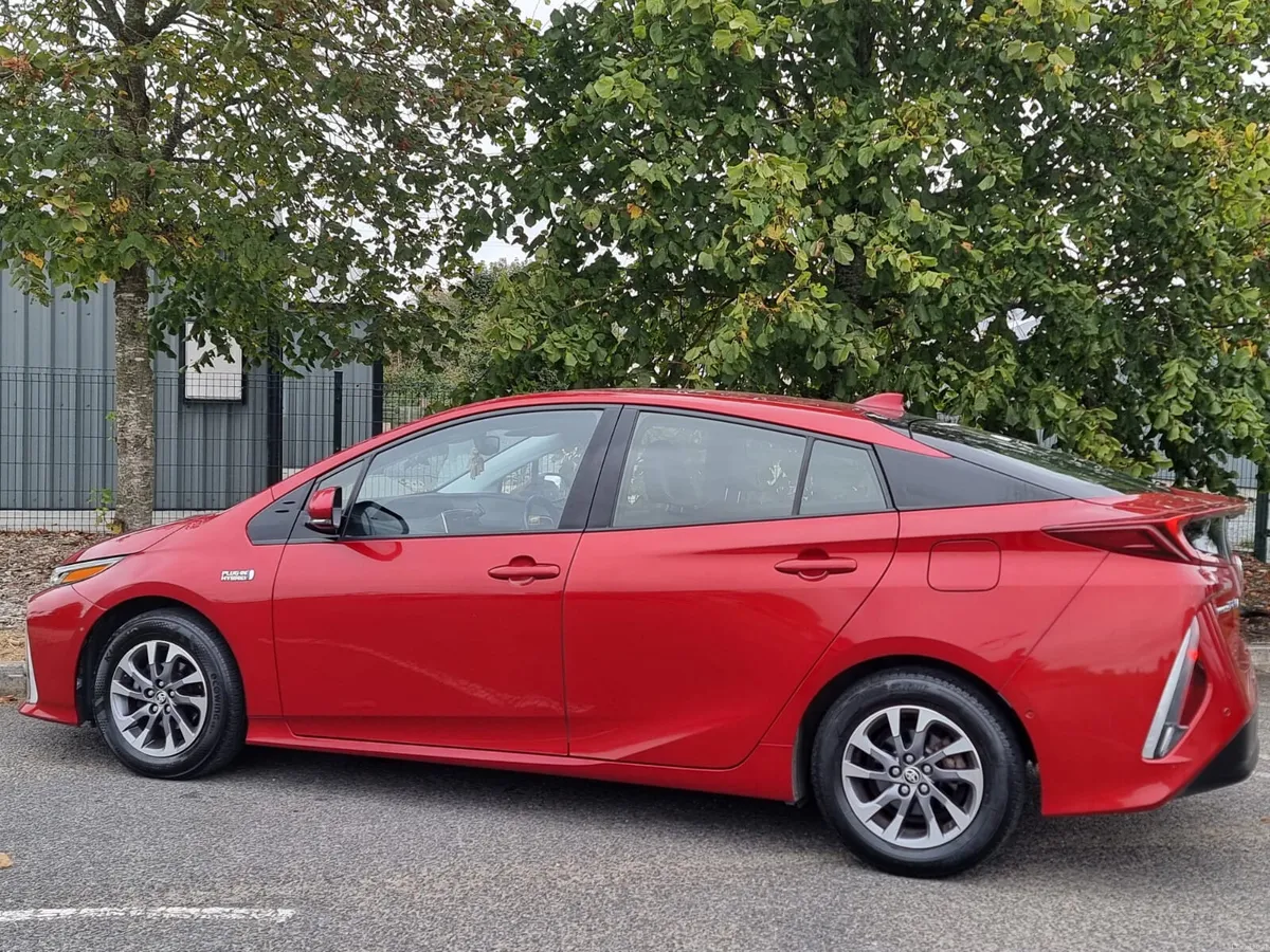 2017 TOYOTA PRIUS HYBRID AUTO TOP SPEC €13,650 - Image 5