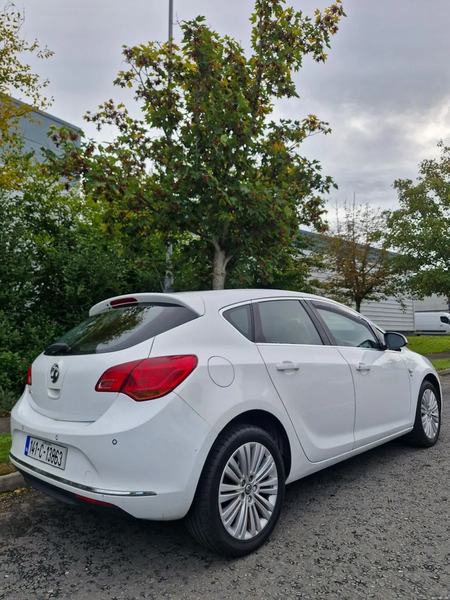 Opel Astra 2014 1.4 Petrol, New Nct - Image 4