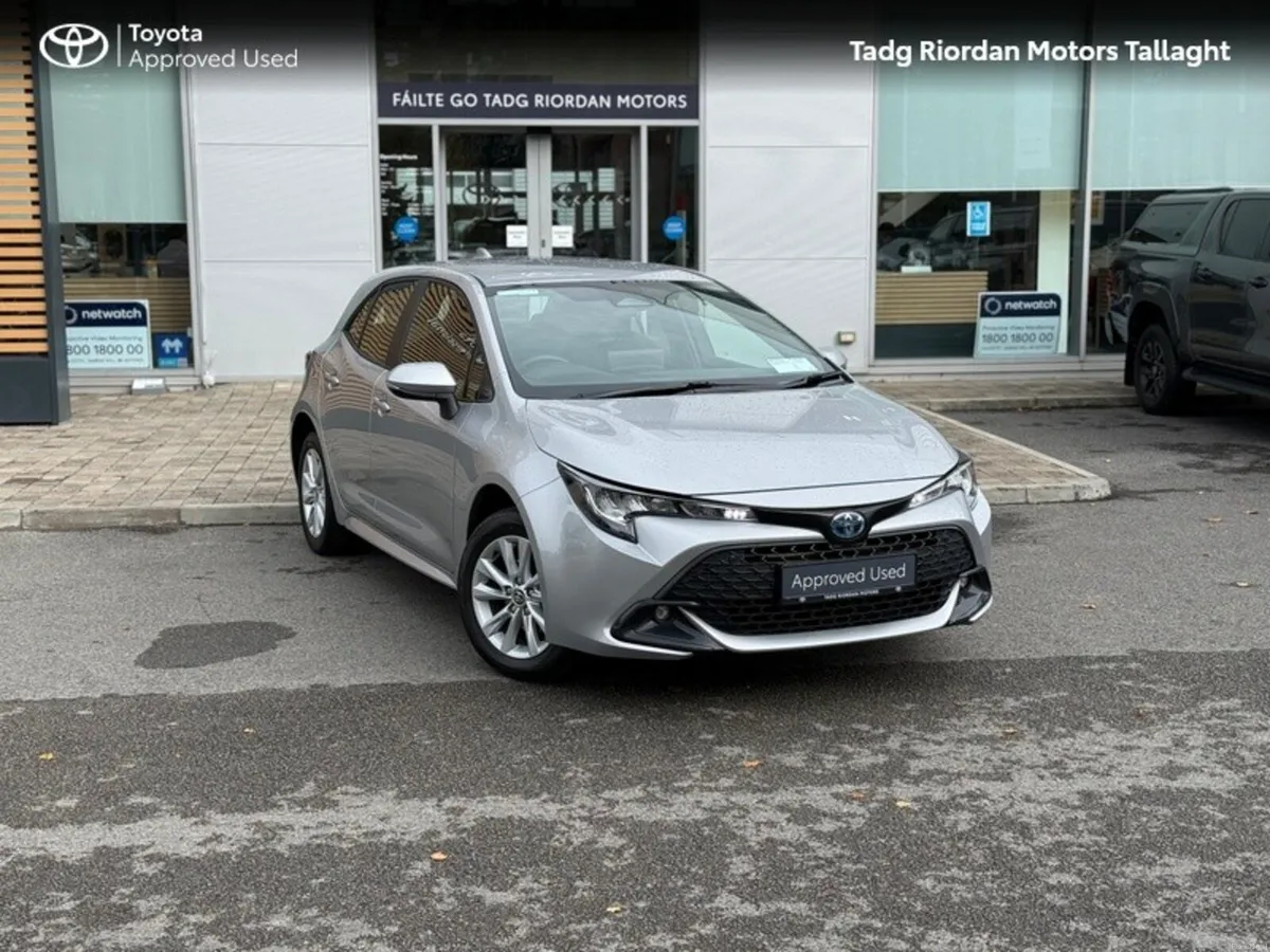 Toyota Corolla HEV LUNA HATCHBACK - Image 1