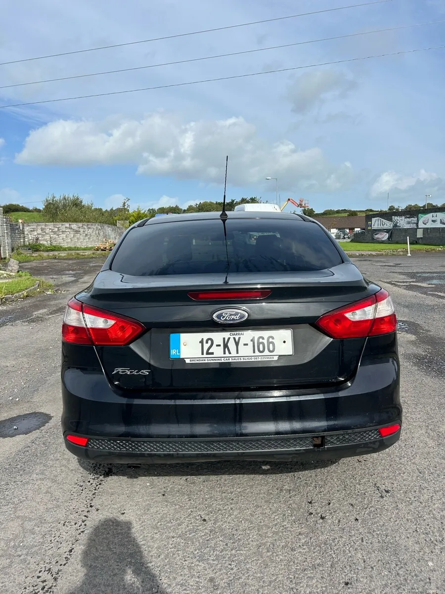 2012 Ford Focus  NCT expires 01.27 - Image 5